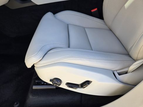 New 2026 Volvo XC90 B6 Ultra image 29