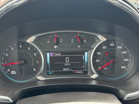 Used 2018 Chevrolet Malibu Premier w/ Driver Confidence Package image 24