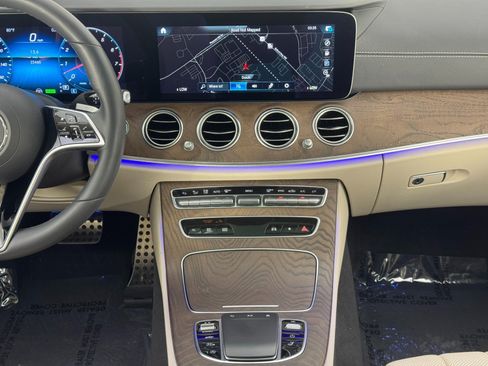 Used 2022 Mercedes-Benz E 450 4MATIC All-Terrain Wagon image 26
