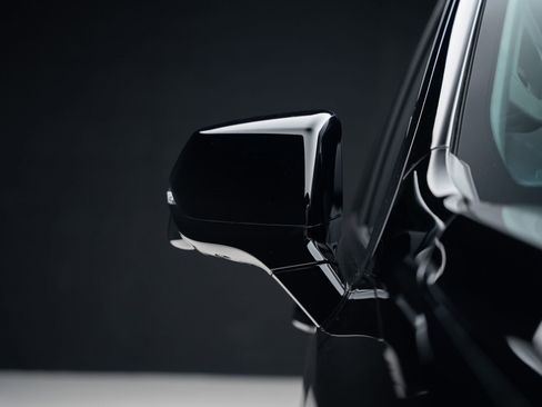 Used 2024 Chevrolet Suburban RST w/ Luxury Package image 14