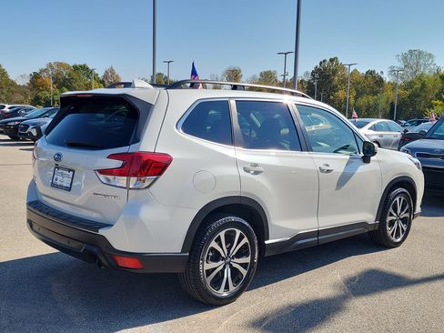 Used 2022 Subaru Forester Limited w/ Popular Package #3 image 3