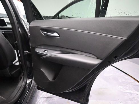Used 2025 Cadillac XT4 Premium Luxury image 21
