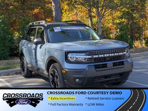 New 2025 Ford Bronco Sport Outer Banks w/ Outer Banks Tech Package+ image 2