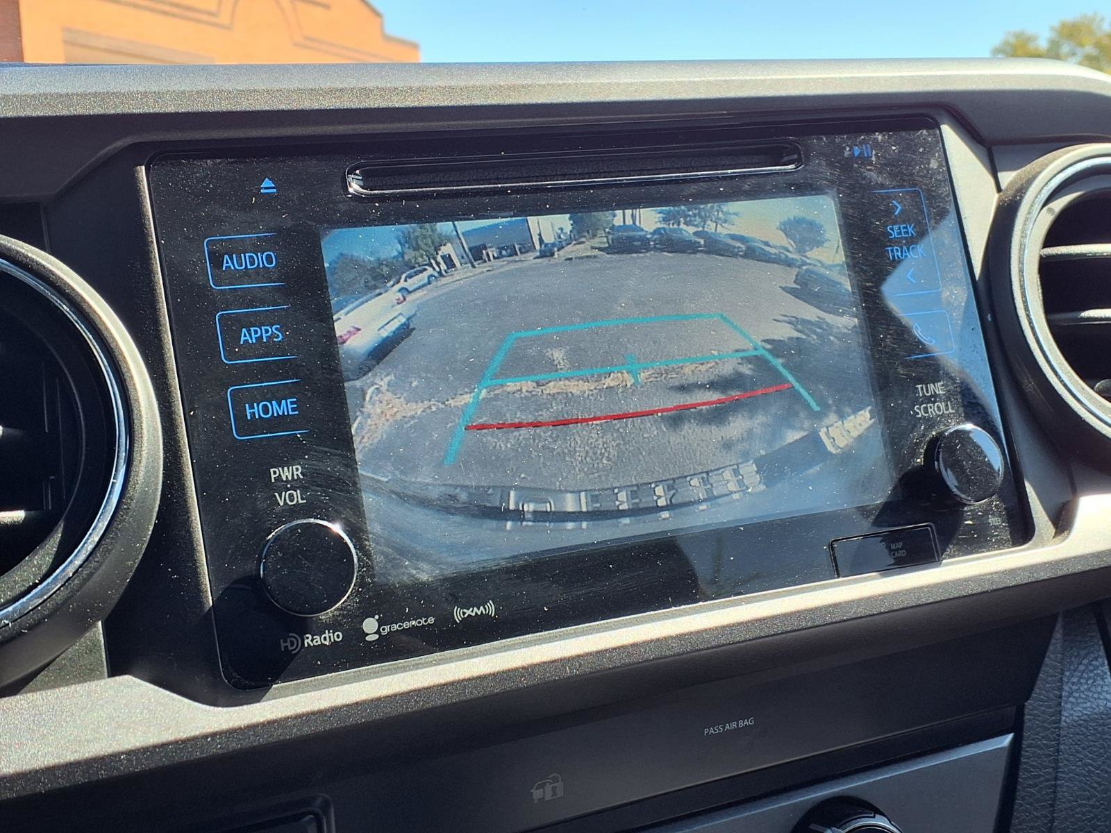 Used 2019 Toyota Tacoma TRD Sport AWD/4WD image 10