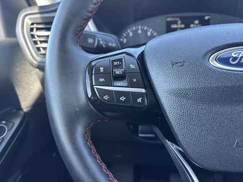 Used 2022 Ford Escape SEL w/ SEL Stealth AWD Package image 30