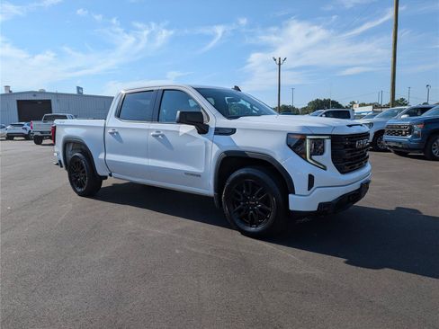 Used 2023 GMC Sierra 1500 Elevation AWD/4WD image 7