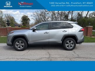 Used 2022 Toyota RAV4 LE video 1