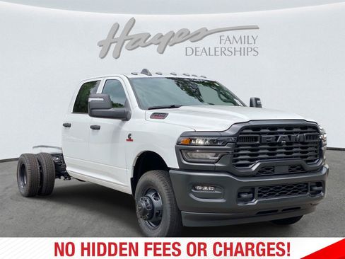 New 2026 RAM 3500 Tradesman AWD/4WD image 2