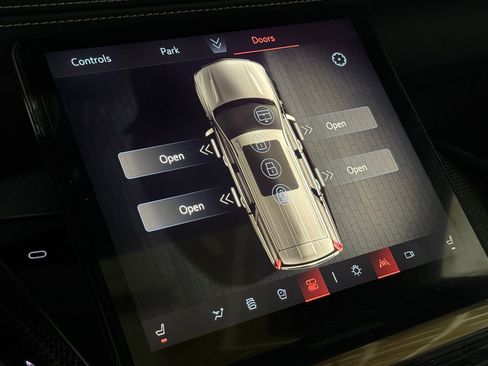 New 2026 Cadillac Escalade ESV V w/ LPO, ONYX Package image 32