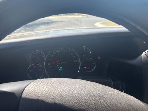 Used 2013 GMC Savana 2500 w/ Cold Climate Package image 20