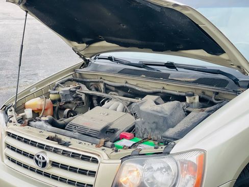 Used 2001 Toyota Highlander 2WD V6 image 18