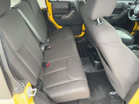 Used 2015 Jeep Wrangler Unlimited Sport w/ Quick Order Package 24S image 25