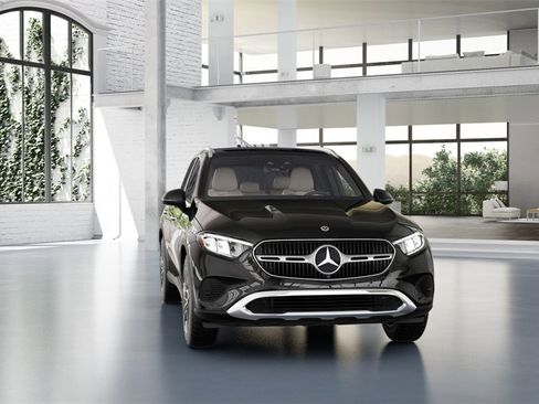 New 2026 Mercedes-Benz GLC 300 image 3