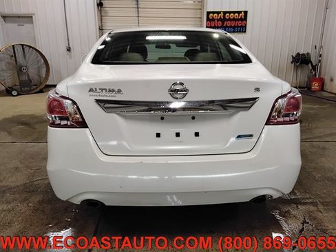Used 2013 Nissan Altima 2.5 S FWD image 8