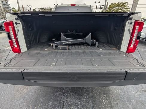 Used 2023 Ford F250 Lariat w/ Lariat Ultimate Package image 13