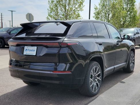 New 2025 Jeep Wagoneer S Limited image 4