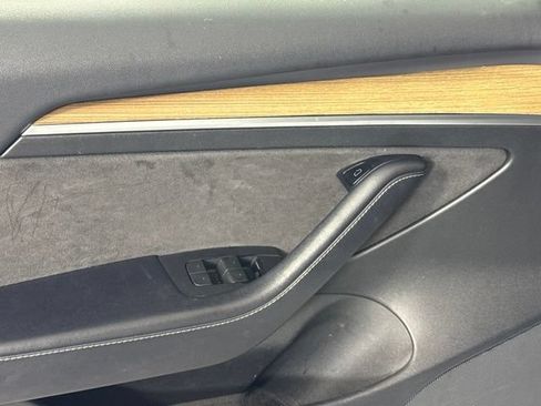 Used 2023 Tesla Model 3 Standard Range RWD image 16