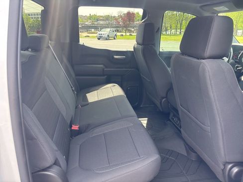 Used 2021 Chevrolet Silverado 1500 LT image 17