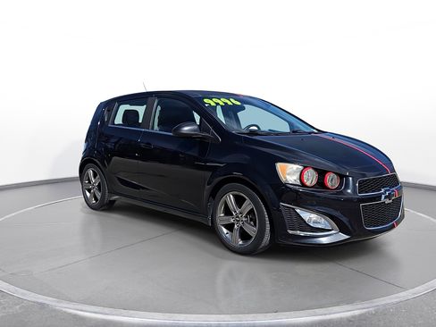 Used 2015 Chevrolet Sonic RS w/ Advanced Safety Package image 2