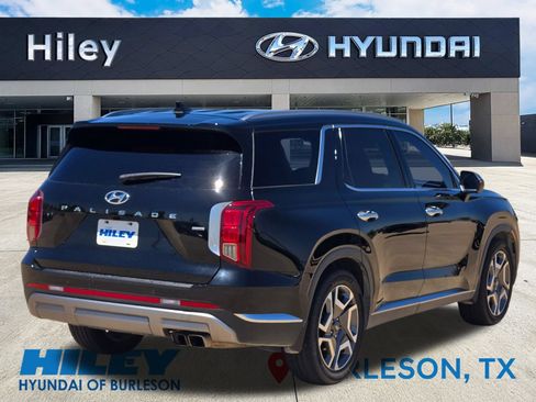 Used 2023 Hyundai Palisade Limited AWD/4WD image 4