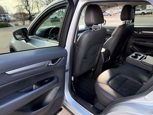 Used 2019 MAZDA CX-5 Touring image 13