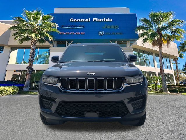 New 2026 Jeep Grand Cherokee Laredo RWD image 3