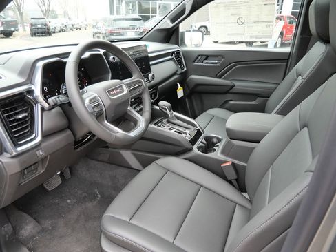 New 2026 GMC Canyon Elevation w/ Convenience Package image 33