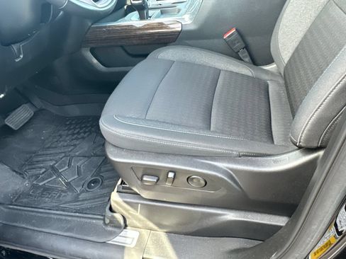 Used 2025 GMC Sierra 1500 Elevation w/ Preferred Package AWD/4WD image 11
