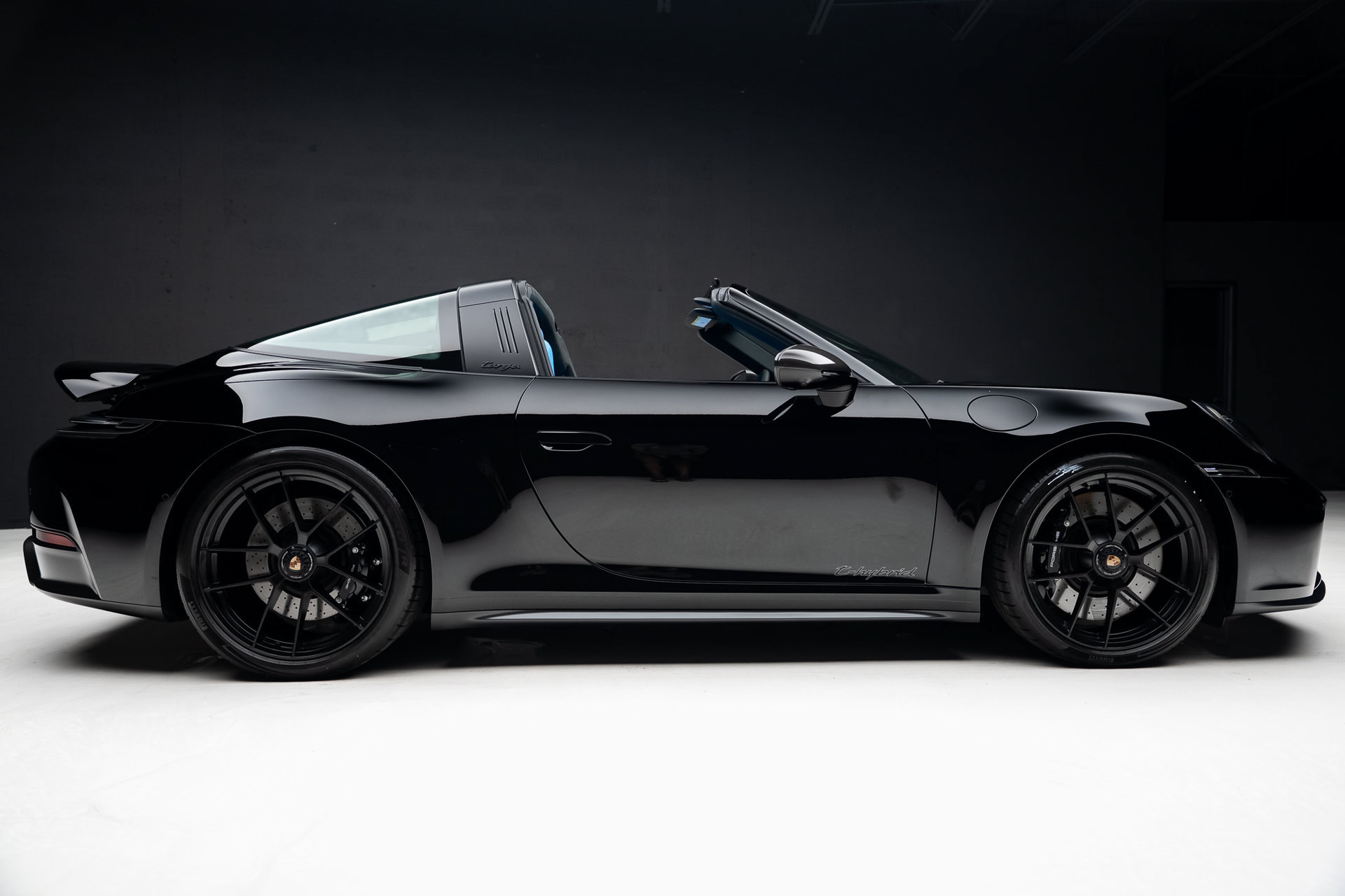 Used 2026 Porsche 911 Targa 4 GTS AWD/4WD image 40