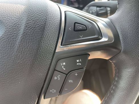 Used 2022 Ford Edge Titanium AWD/4WD image 25