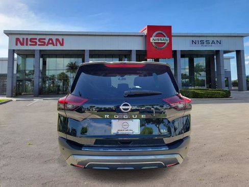Certified 2023 Nissan Rogue SL w/ SL Premium Package image 6