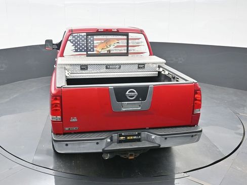 Used 2005 Nissan Titan LE w/ (U01) Nissan Navigation Pkg image 20