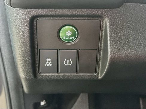 Used 2016 Honda HR-V LX image 10
