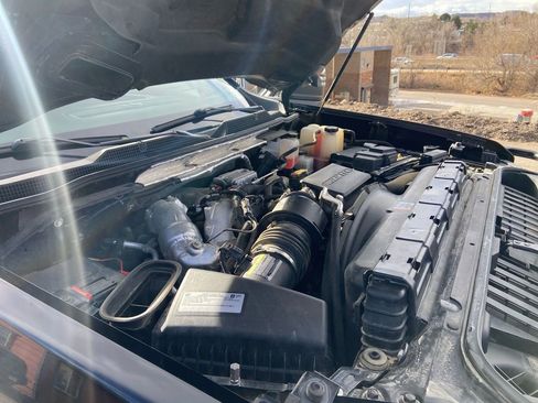 Used 2020 Chevrolet Silverado 3500 High Country image 17