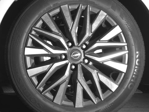 Used 2025 Nissan Altima 2.5 SV image 12