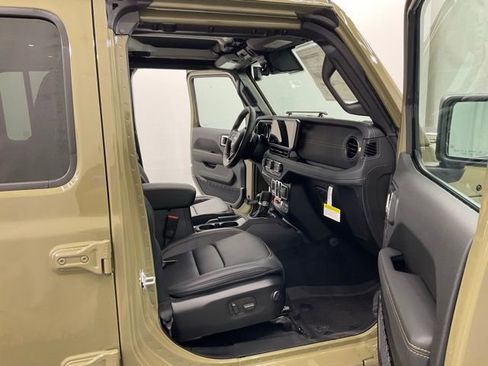New 2025 Jeep Wrangler Unlimited Rubicon 392 AWD/4WD image 30