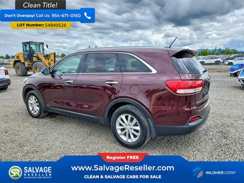 Used 2017 Kia Sorento AWD image 3