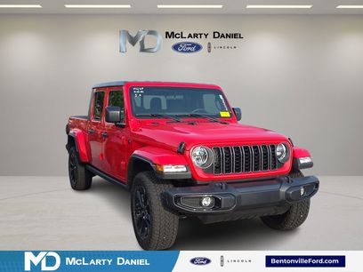 Used 2025 Jeep Gladiator Sport