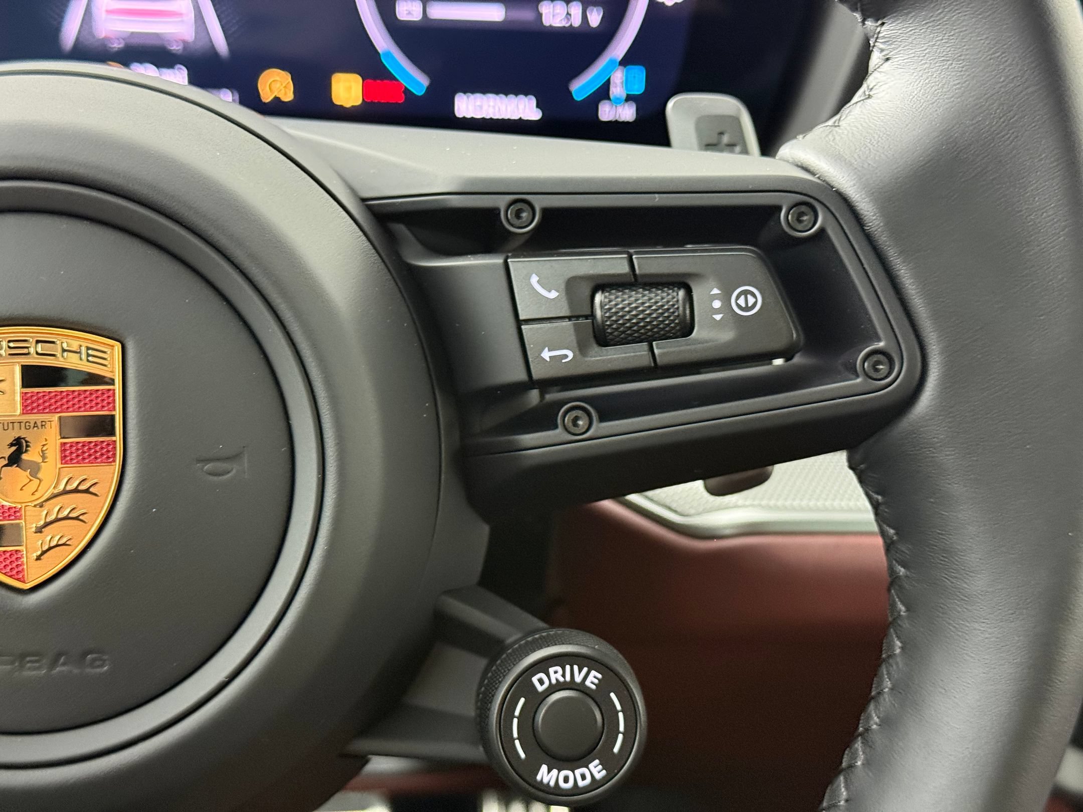 Certified 2026 Porsche Cayenne S AWD/4WD image 23