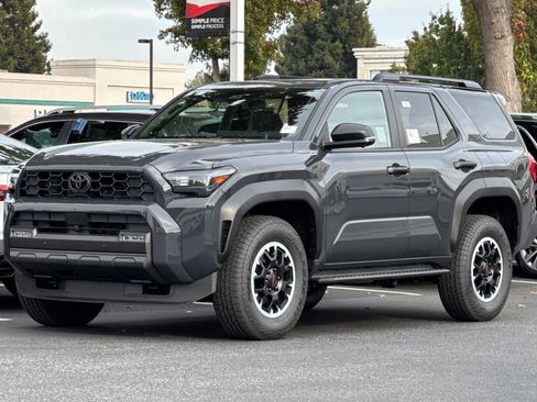 New 2025 Toyota 4Runner TRD Off-Road Premium image 2