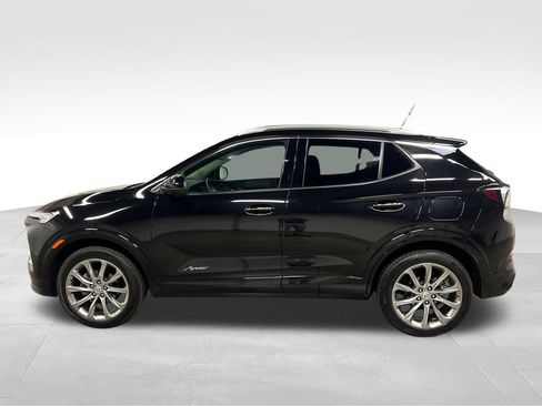 Certified 2025 Buick Encore GX Avenir w/ Avenir Technology Package AWD/4WD image 6