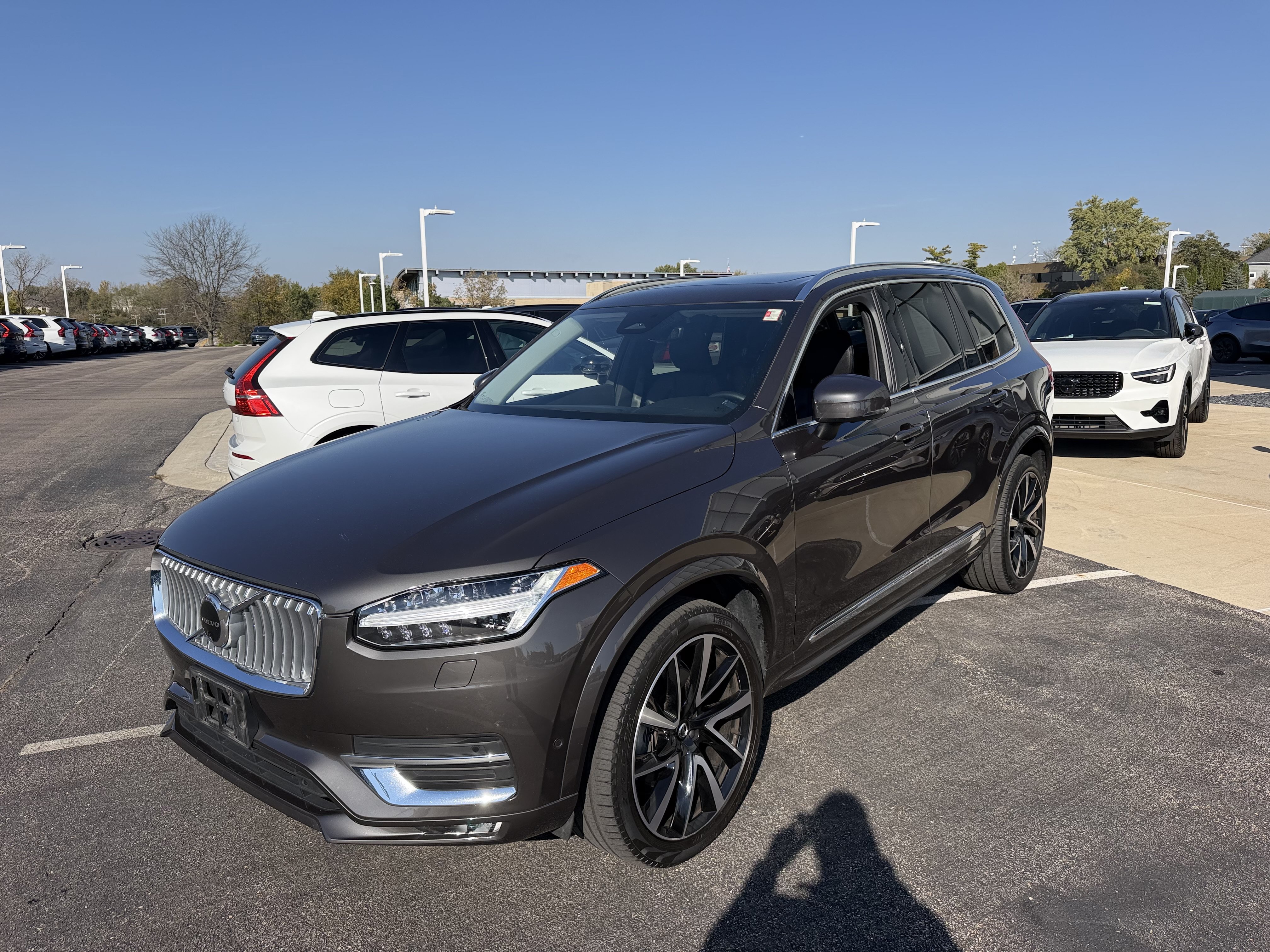 Used 2024 Volvo XC90 B6 Plus w/ Protection Package Premier AWD/4WD image 6
