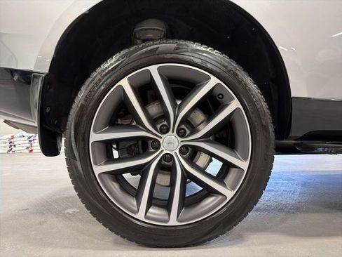 Used 2024 Land Rover Range Rover SE image 47