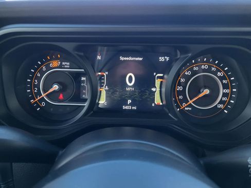 Used 2024 Jeep Wrangler Rubicon w/ Convenience Group image 16