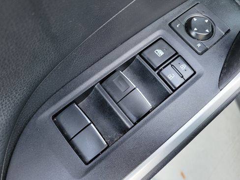 Used 2021 Toyota RAV4 XSE w/ XSE Grade Weather Package AWD/4WD image 16