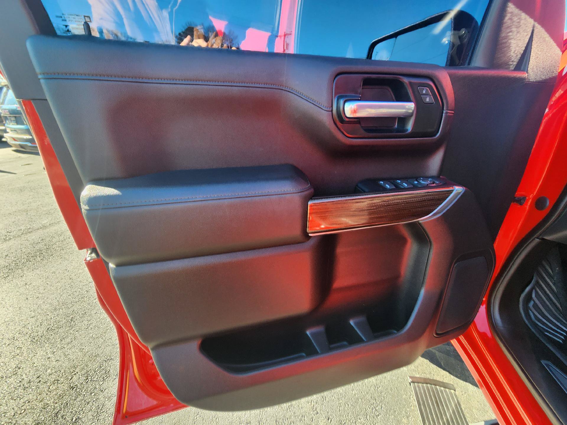 Used 2021 Chevrolet Silverado 1500 RST AWD/4WD image 16