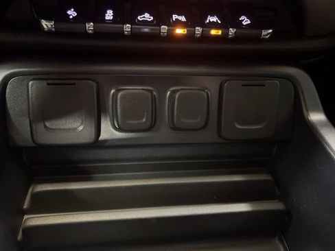 Used 2016 GMC Sierra 1500 Denali w/ Enhanced Driver Alert Package image 33