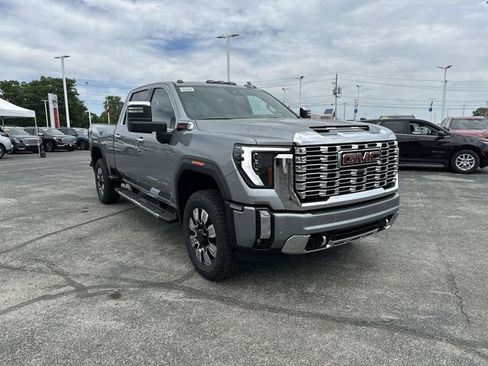 New 2026 GMC Sierra 3500 Denali w/ Denali Reserve Package AWD/4WD image 11