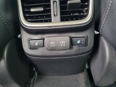 Used 2022 Subaru Outback Limited w/ Popular Package #2 image 16