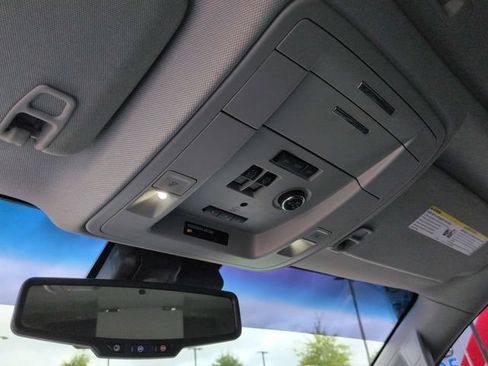 Used 2019 Chevrolet Tahoe LT AWD/4WD image 21